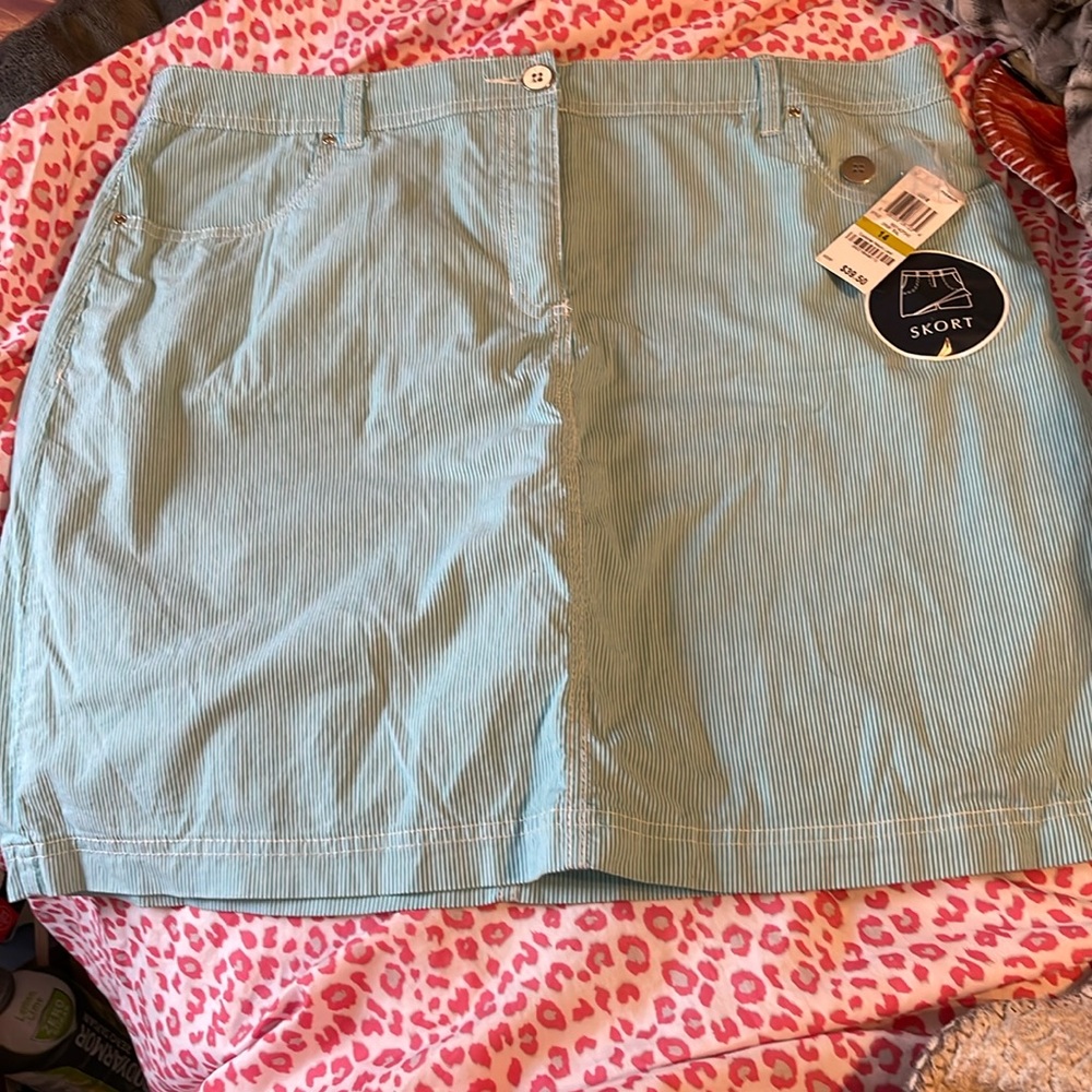 NWT Teal Skort by Karen Scott
